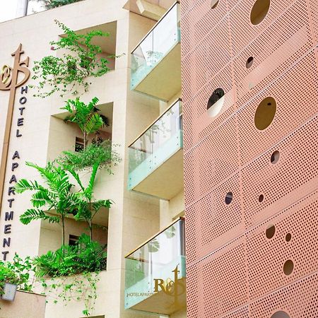 Roots Hotel Apartments Абиджан Экстерьер фото