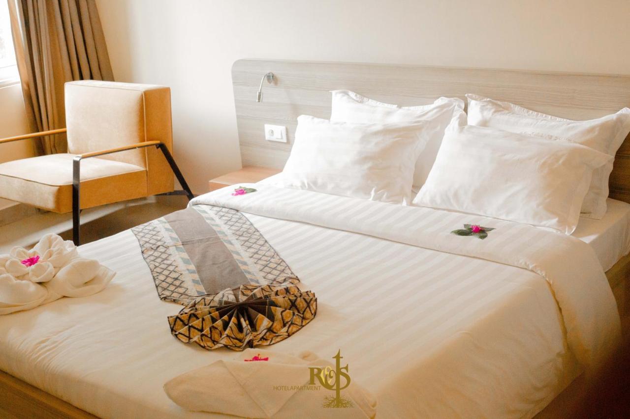 Roots Hotel Apartments Абиджан Экстерьер фото